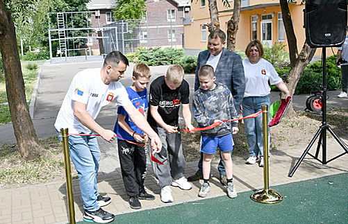    Ленточку перережем вместе. / ФОТО Юлии Фроловой Администратор