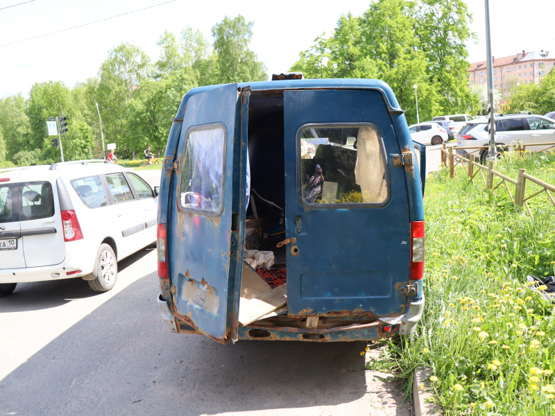    «Заброшка» на колесахМаксим Берштейн