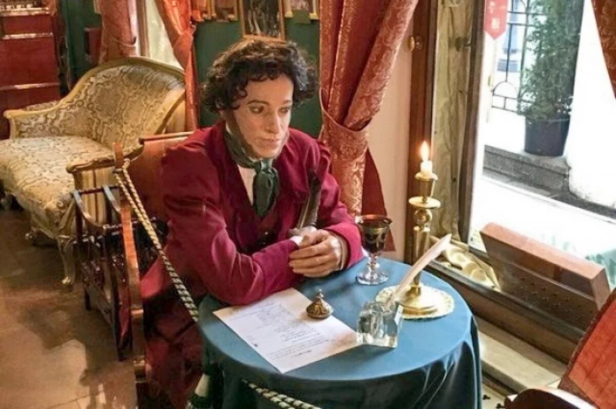    Рязанский бизнесмен Александр Сергеевич Пушкин продает молоко и яйца