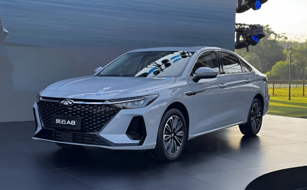 Chery Fulwin A8 образца 2025 года.