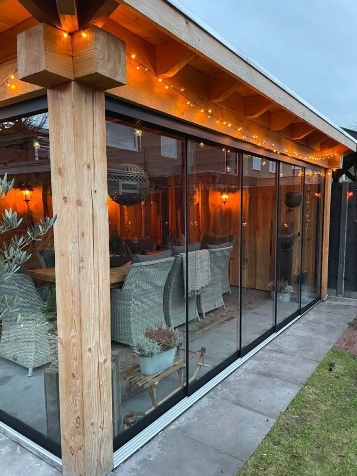 Безрамное остекление беседки мультифункциональное стекло HD Neutral 10 мм: стильно, современно и практично