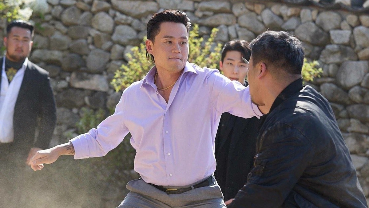 Кадр из дорамы «Бандит, ставший старшеклассником»