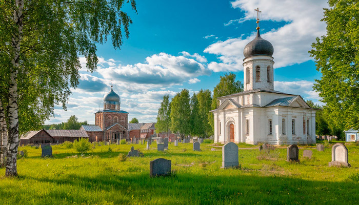 7 июня отмечается Троицкая родительская суббота. Фото: shedevrum.ai