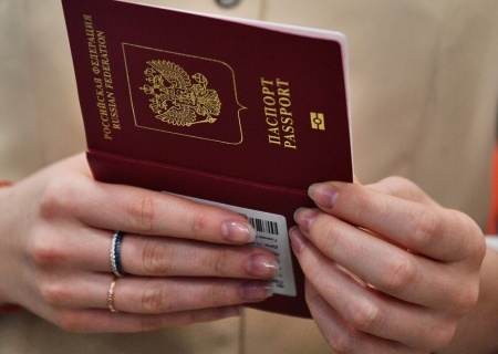    Пограничники Литвы высаживают из поездов граждан России без биометрических загранпаспортов