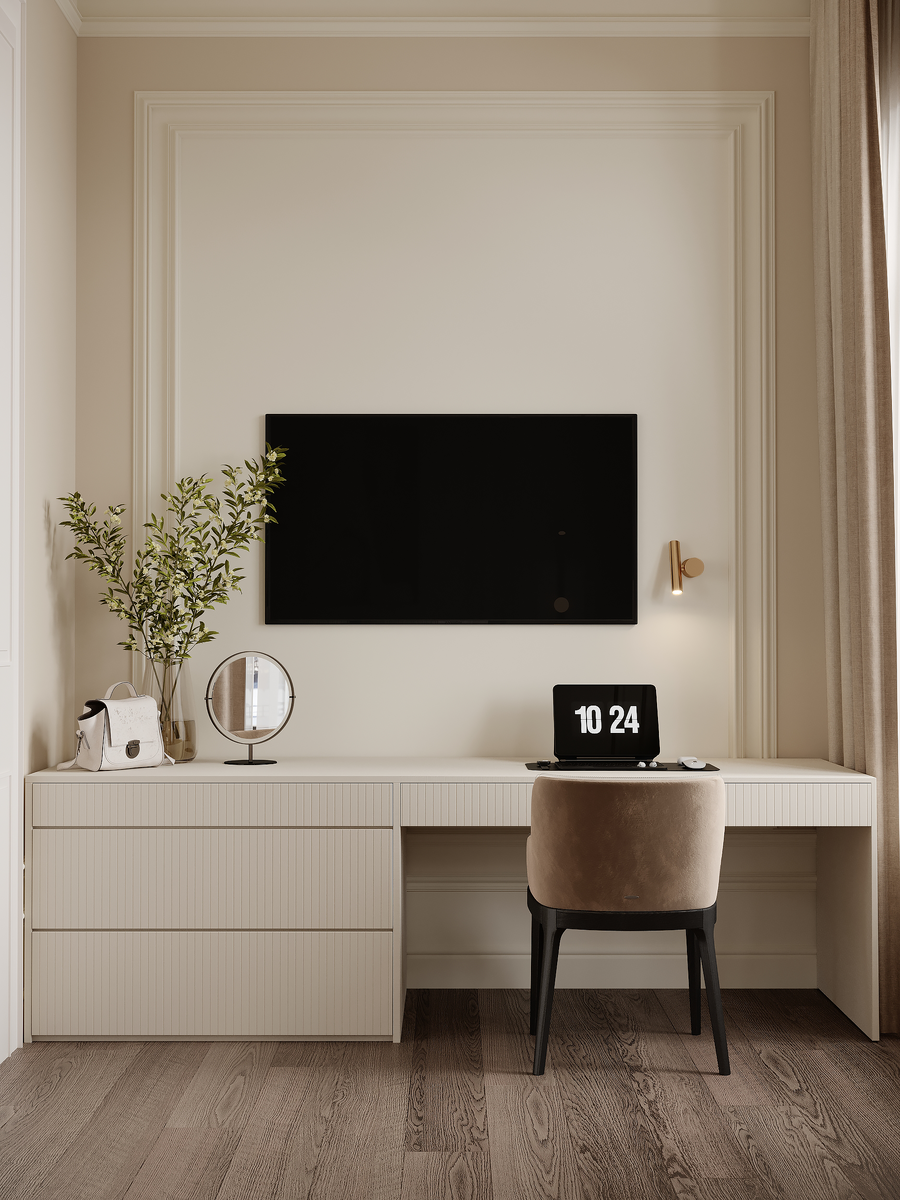 Рабочая зона в мастер спальне