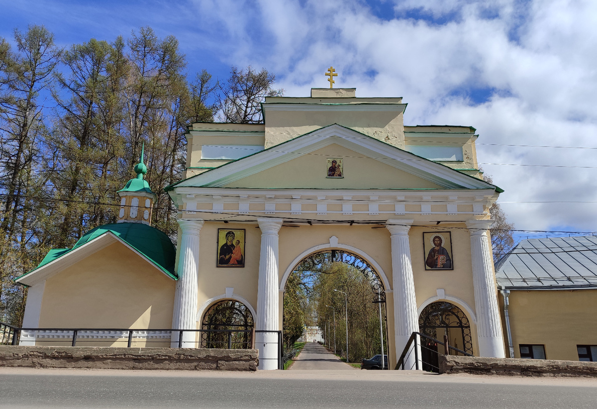 Въездные ворота