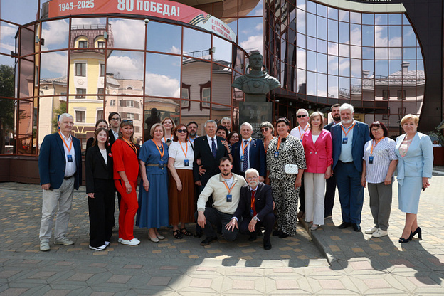    В Кирове появилась аллея в честь подвига космонавтов