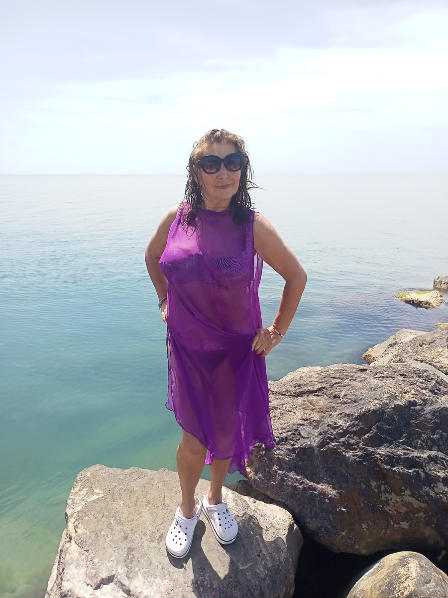 На берегу Черного моря в Сочи 26 мая 2025 года