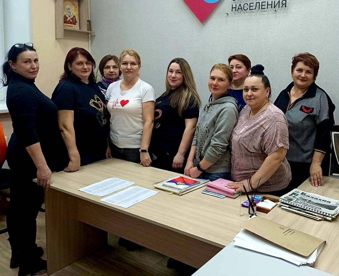 Сотрудники десятого специализированного отделения социально-медицинского обслуживания на дому.