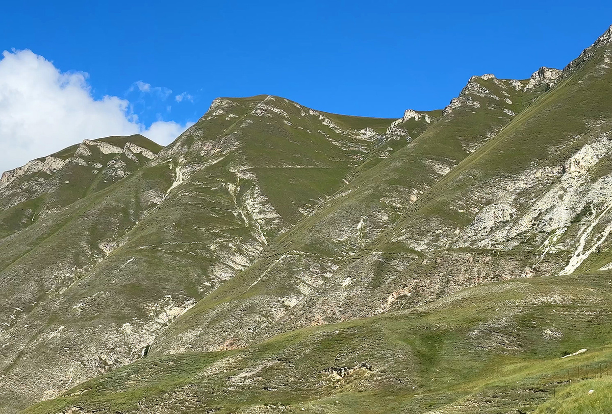 Хребет на границе Дагестана и Чечни