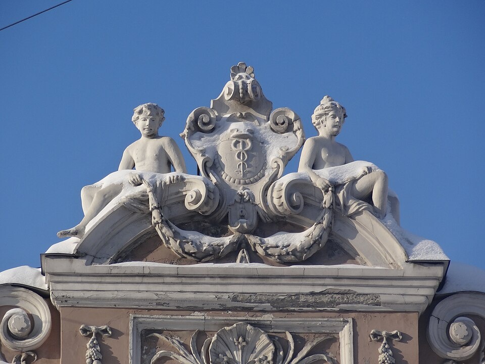 Дом купцов Яковлевых – А. Е. Борчанинова, фрагмент фасада. Фото: Wikimedia Commons / Евгений Смирнов (CC BY-SA 4.0)