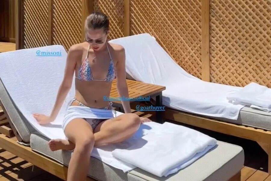 Момент счастья или постановка? Они молчат, а мы гадаем