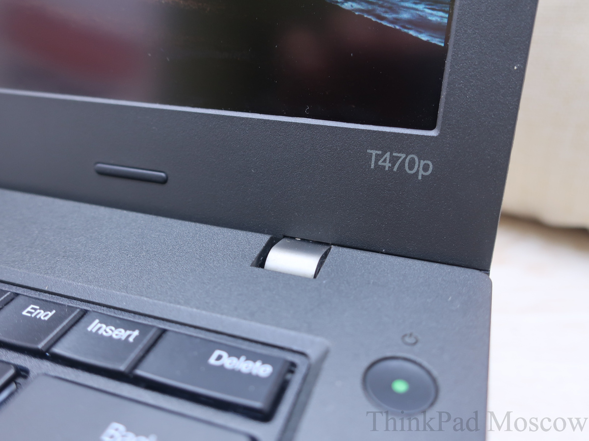 Название модели на рамке матрицы