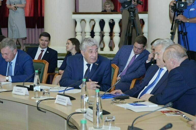   Владимир Жидов