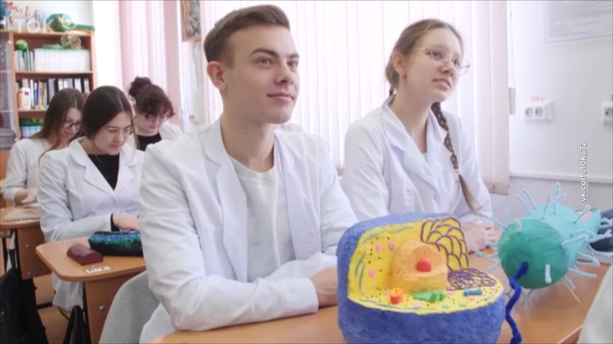 Кадр из программы "Вечерний хэштег"