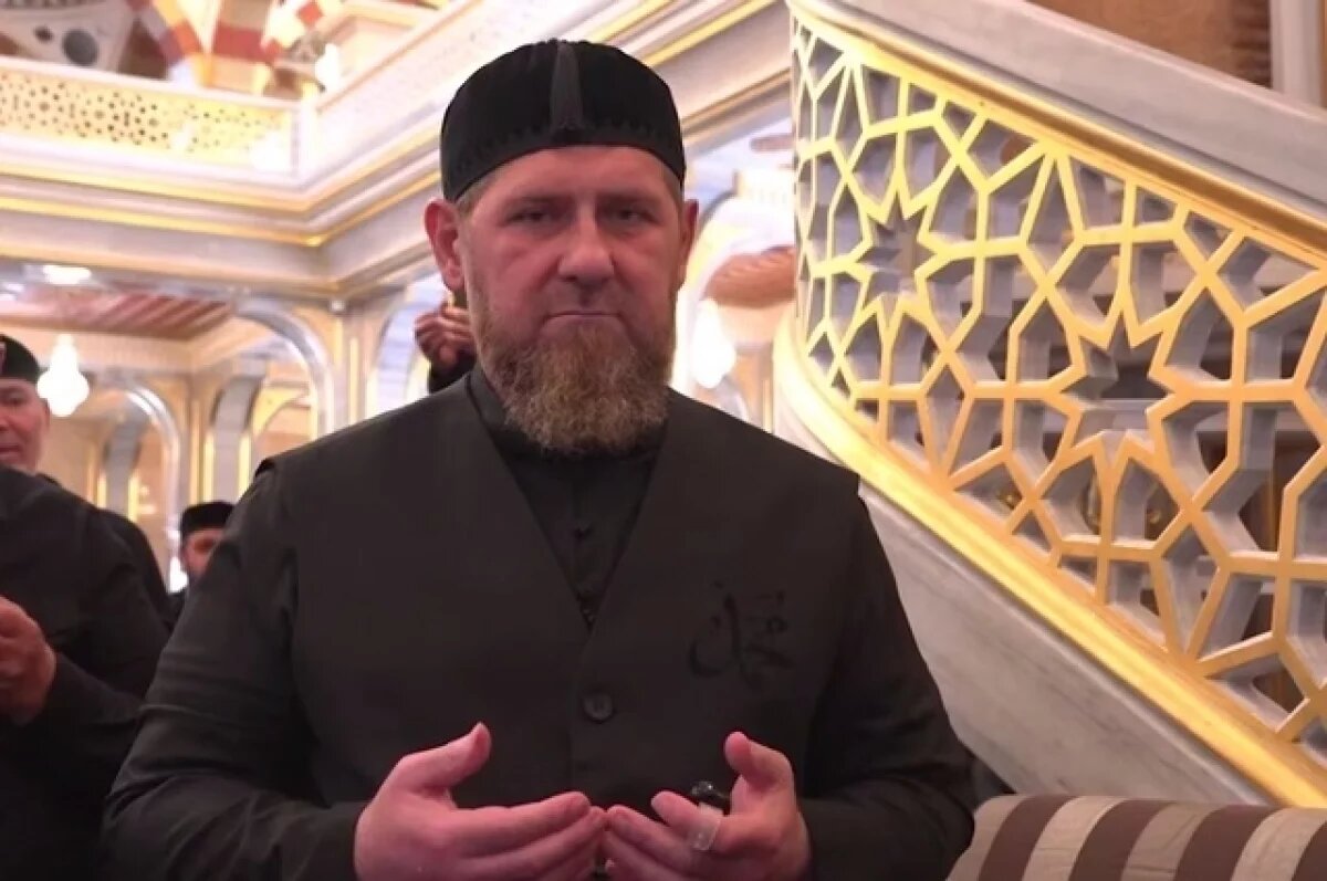    Семья главы Чечни Кадырова встретила Курбан-байрам в родовом селе Ахмат-Юрт