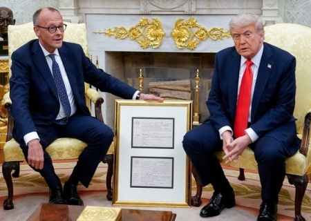    Экскурсия в Белый дом. Чем закончилась поездка Мерца в гости к Трампу?