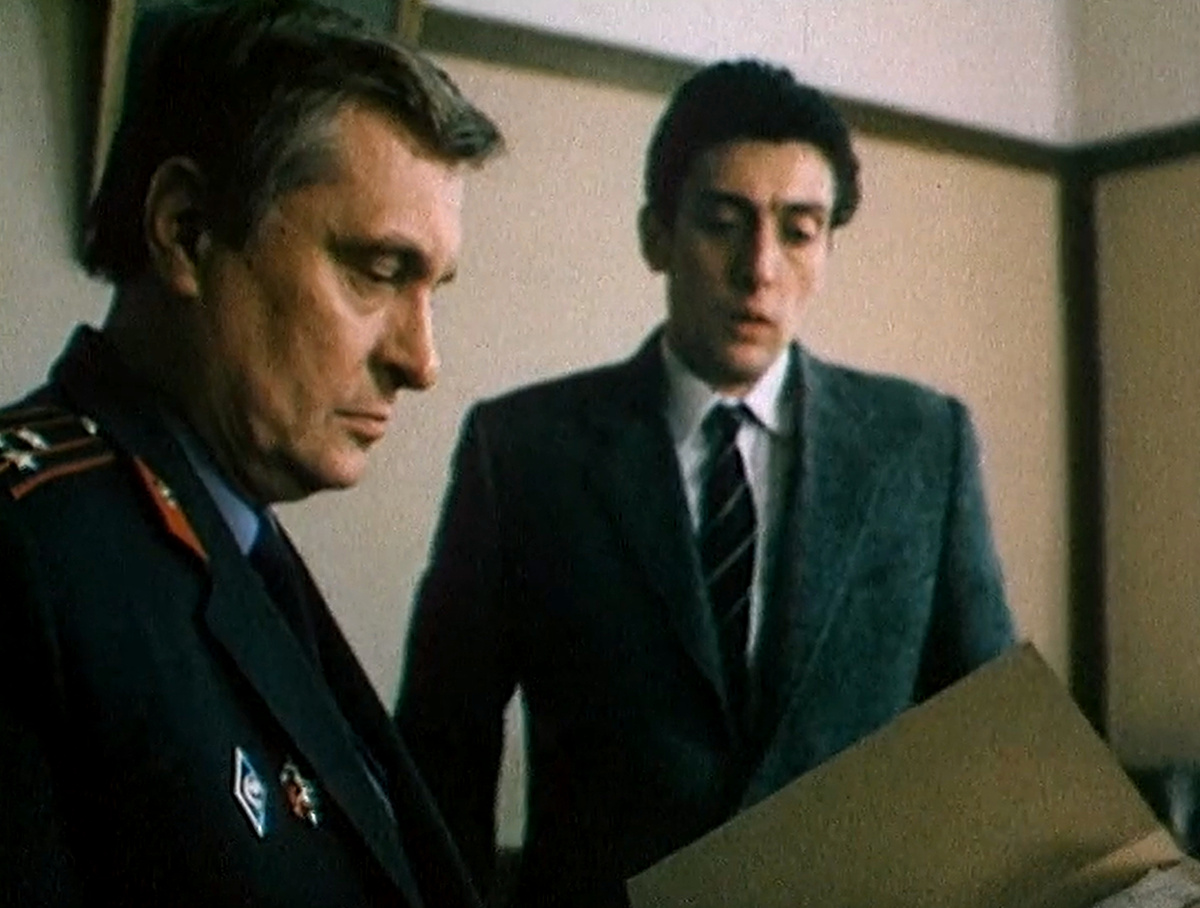 Кадр из телефильма "Противостояние", 1985 г, режиссер Семен Аранович, сценарист Юлиан Семенов, композитор Александр Кнайфель (скриншот)
