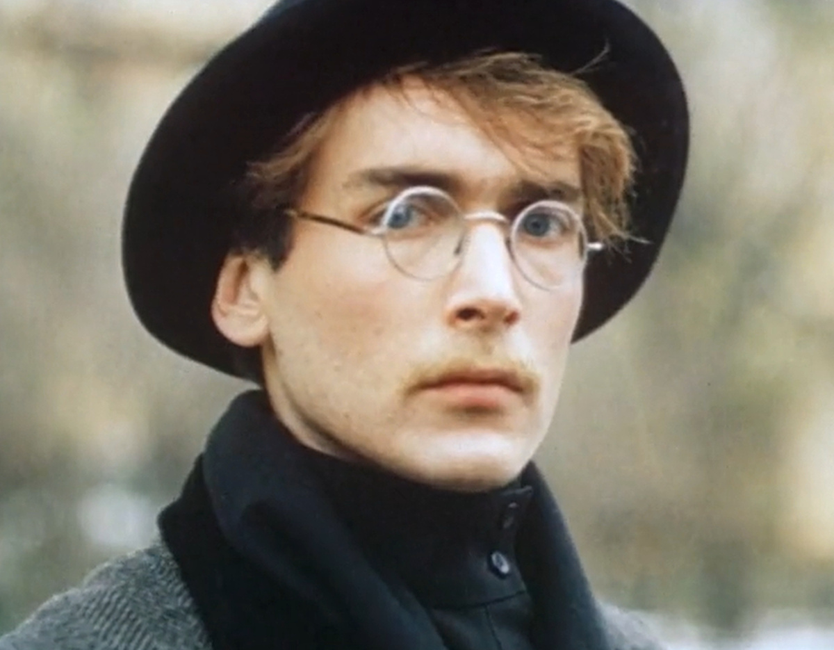Кадр из телефильма "Жизнь Клима Самгина", 1987 г., режиссер Виктор Титов, сценаристы Александр Лапшин, Виктор Титов, композитор Николай Мартынов (скриншот)