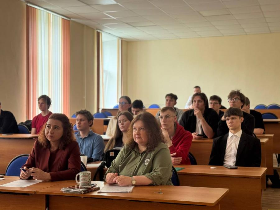 Конференция "Молодежь и наука" в Технологическом институте НИЯУ МИФИ