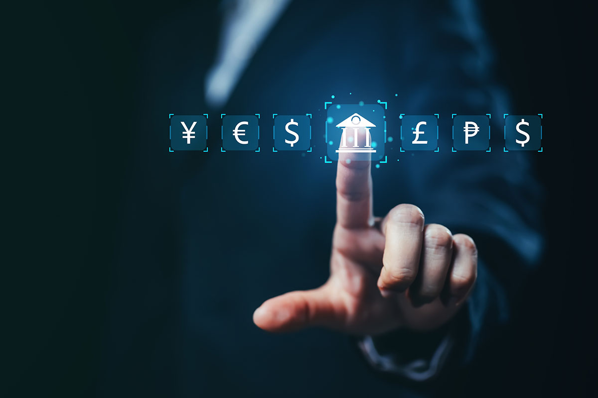    Обменять валюту можно и на месте, без предварительной заявки в банк. Источник: Shutterstock