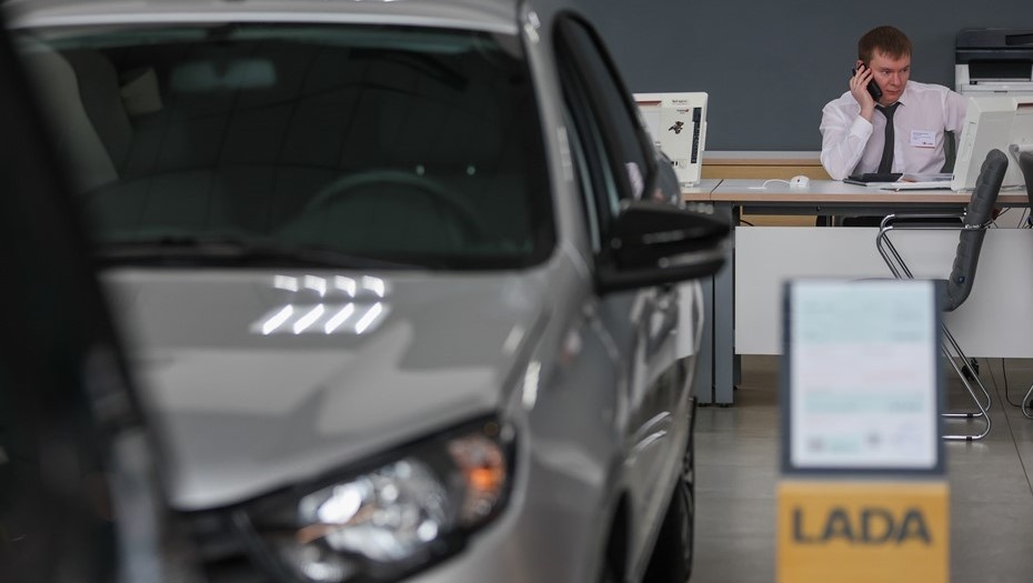    Работа дилерского центра "Техником Химки" в Московской области Автор фото: Алексей Белкин/NEWS.ru/ТАСС