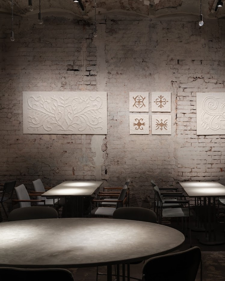    В ресторане Soma открылась выставка «Нанины сказки» (фото 2)