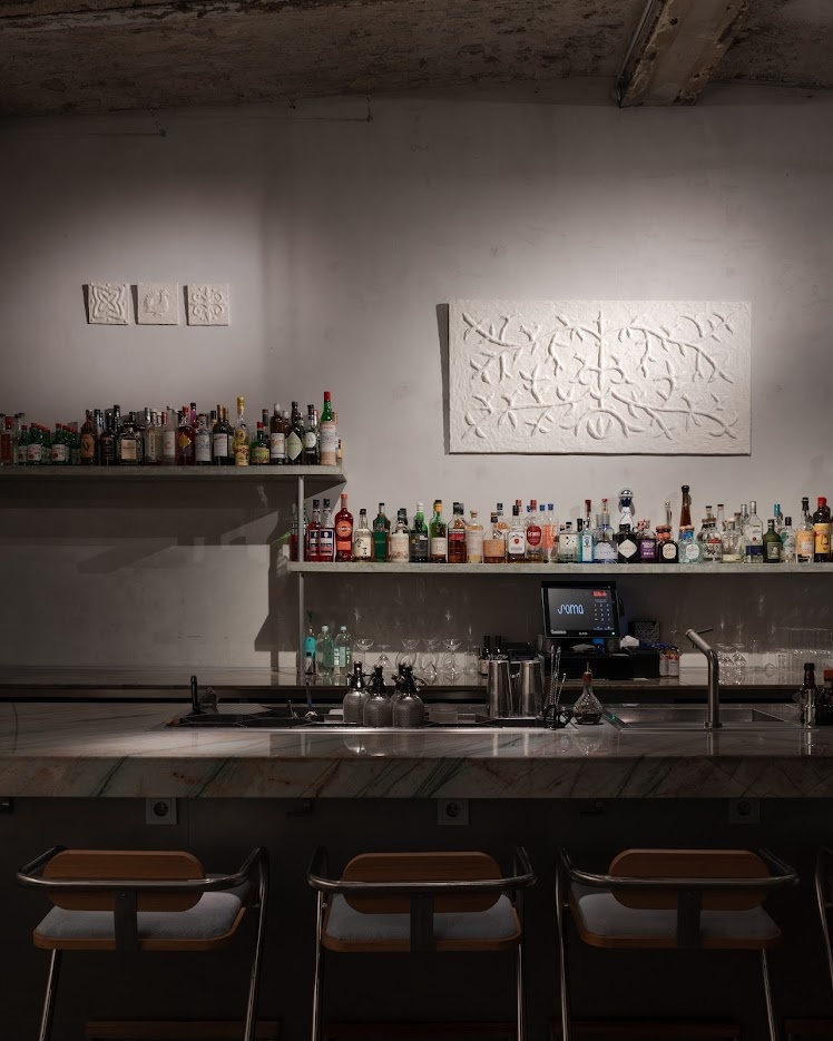    В ресторане Soma открылась выставка «Нанины сказки» (фото 3)