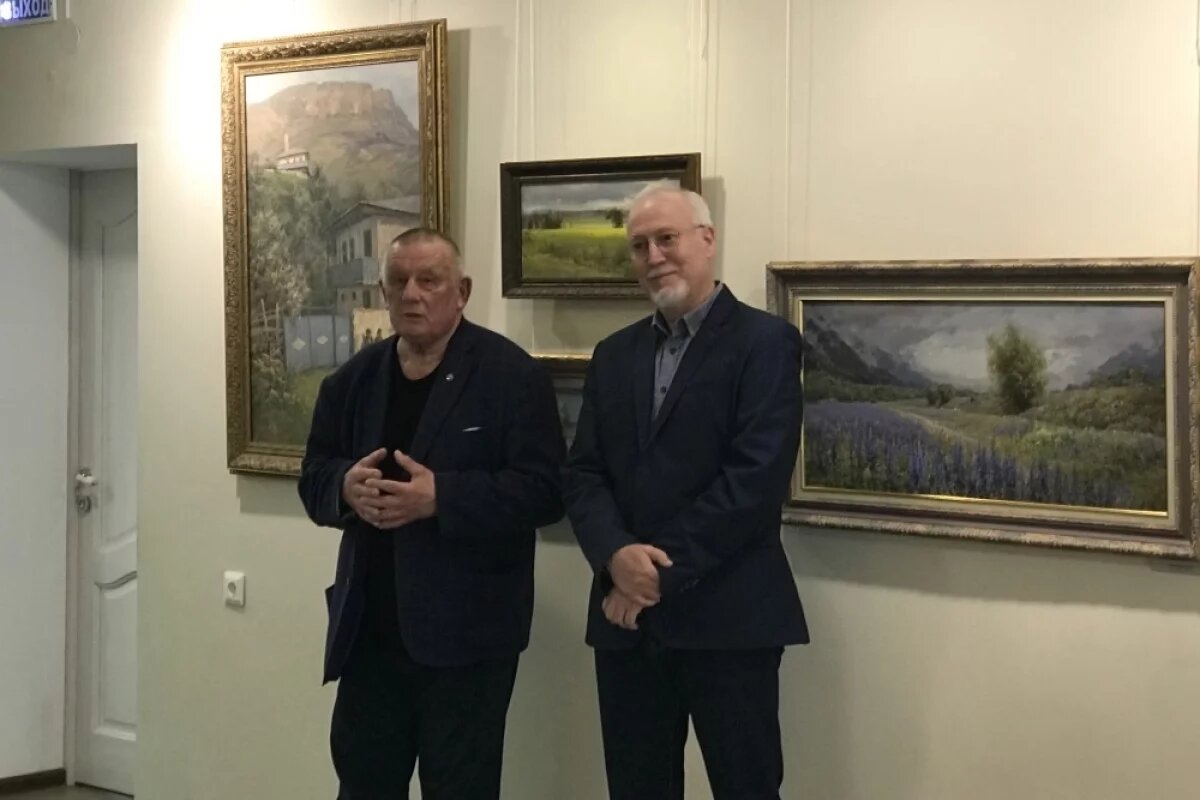    «Пейзажи Юга» Виктора Ветрова выставили в старинной усадьбе в Ставрополе