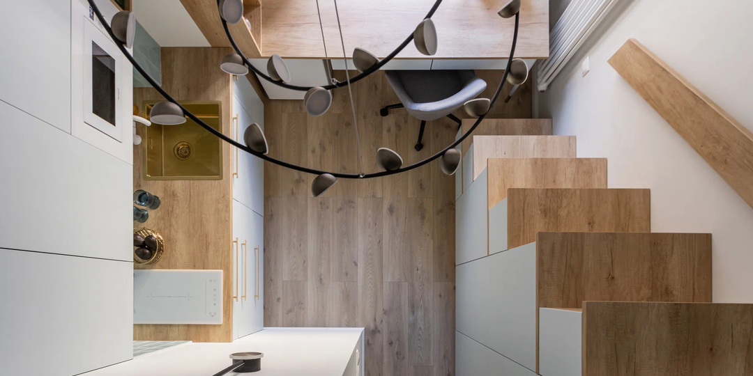 Как разместить всё на 11 квадратах: отдельная квартира в коммуналке