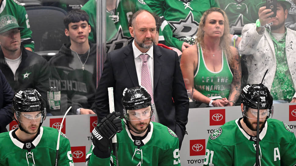 Питер Дебур (в центре).📷Фото: Jerome Miron-Imagn Images / Reuters