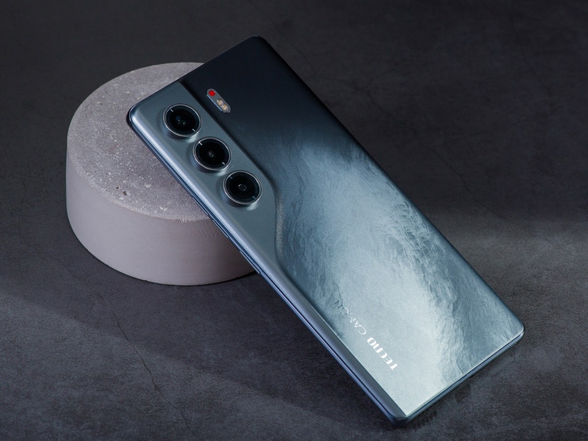    Обзор TECNO CAMON 40 Pro 5G: камеры круче, цена ниже