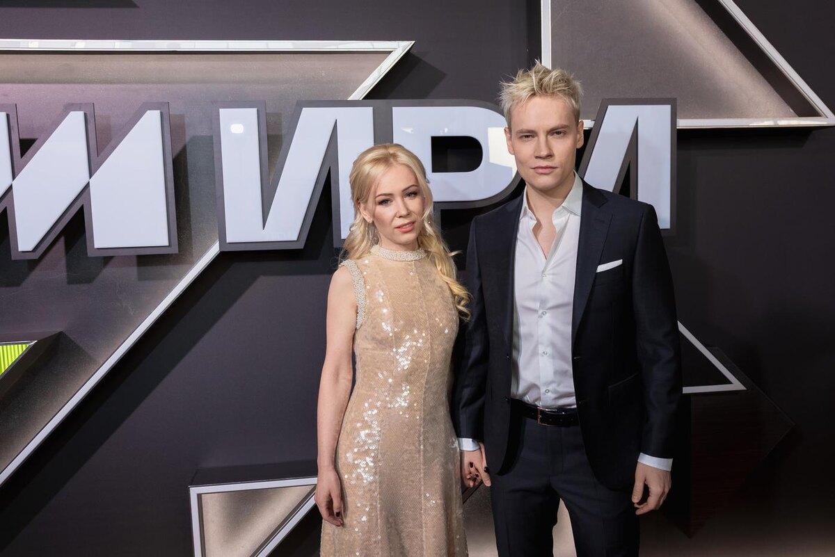 Глава Лиги безопасного интернета Екатерина Мизулина и её возлюбленный Shaman (Ярослав Дронов).  Пресс-служба премии 