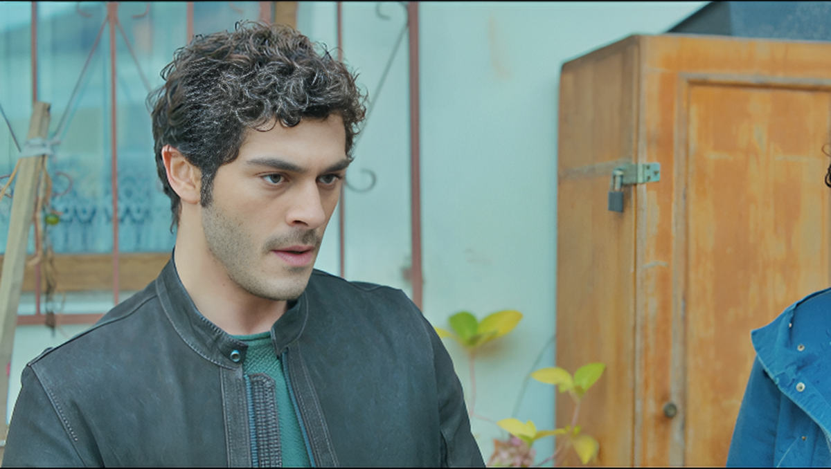 Кадр из сериала "Наша история" (Турция)