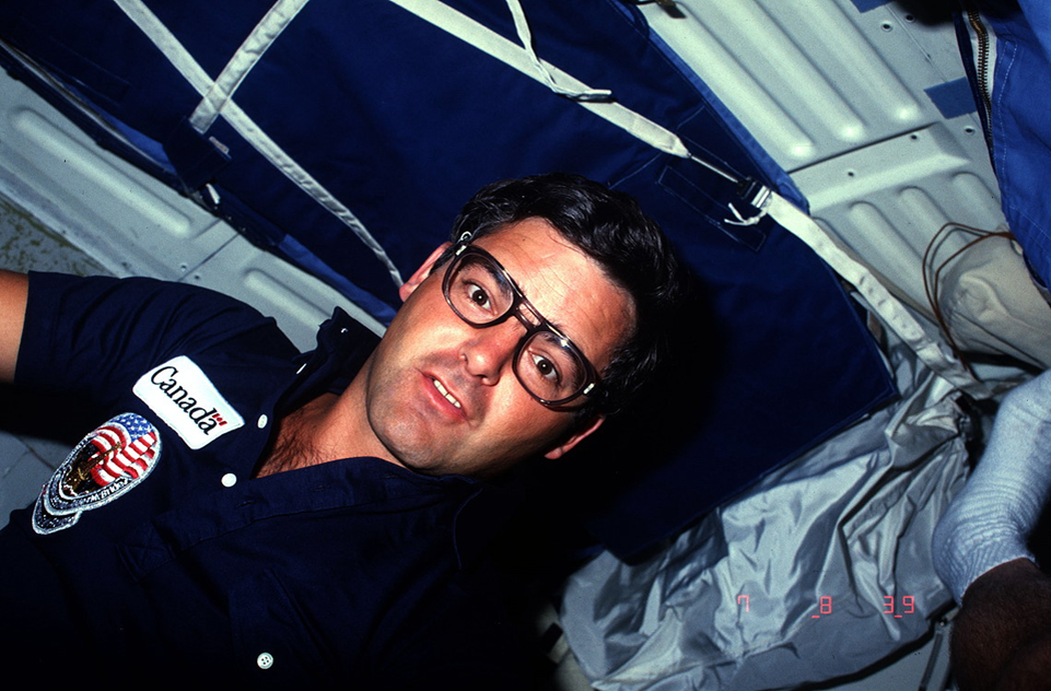 Марк Гарно на борту шаттла «Челленджер» во время полета в 1984 году. Фото: spacefacts.de