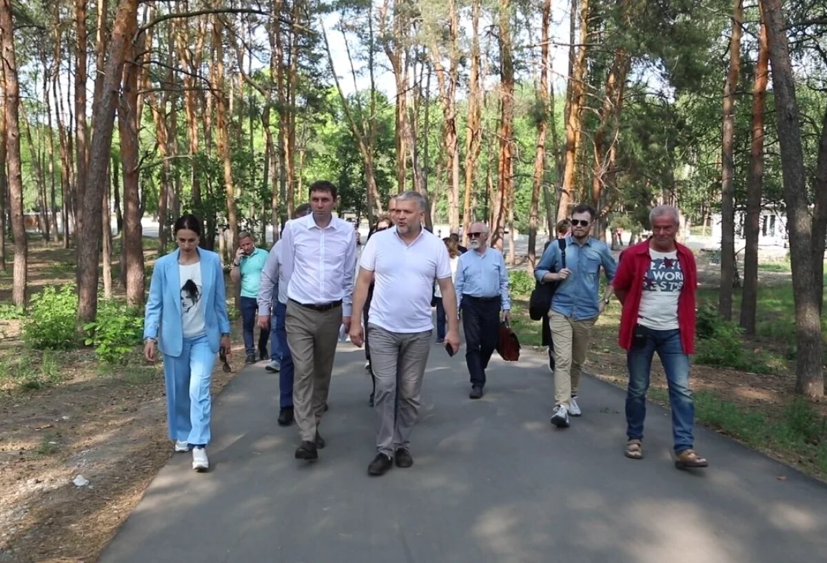    Глава Воронежа побывал на заседании архитектурной комиссии в «Танаисе»