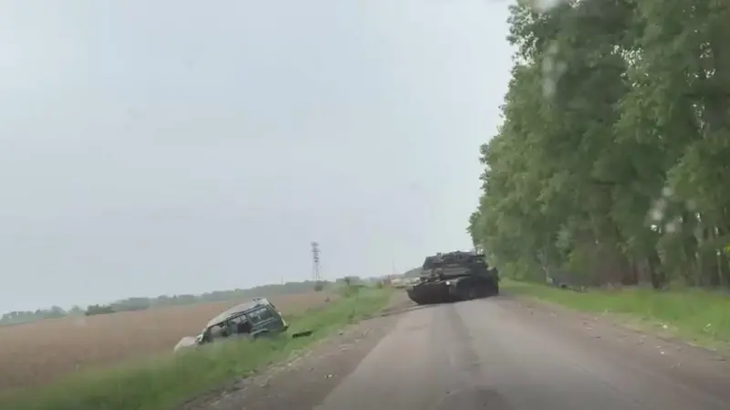 Уничтоженная бронетехника ВСУ в приграничных районах Сумской области.