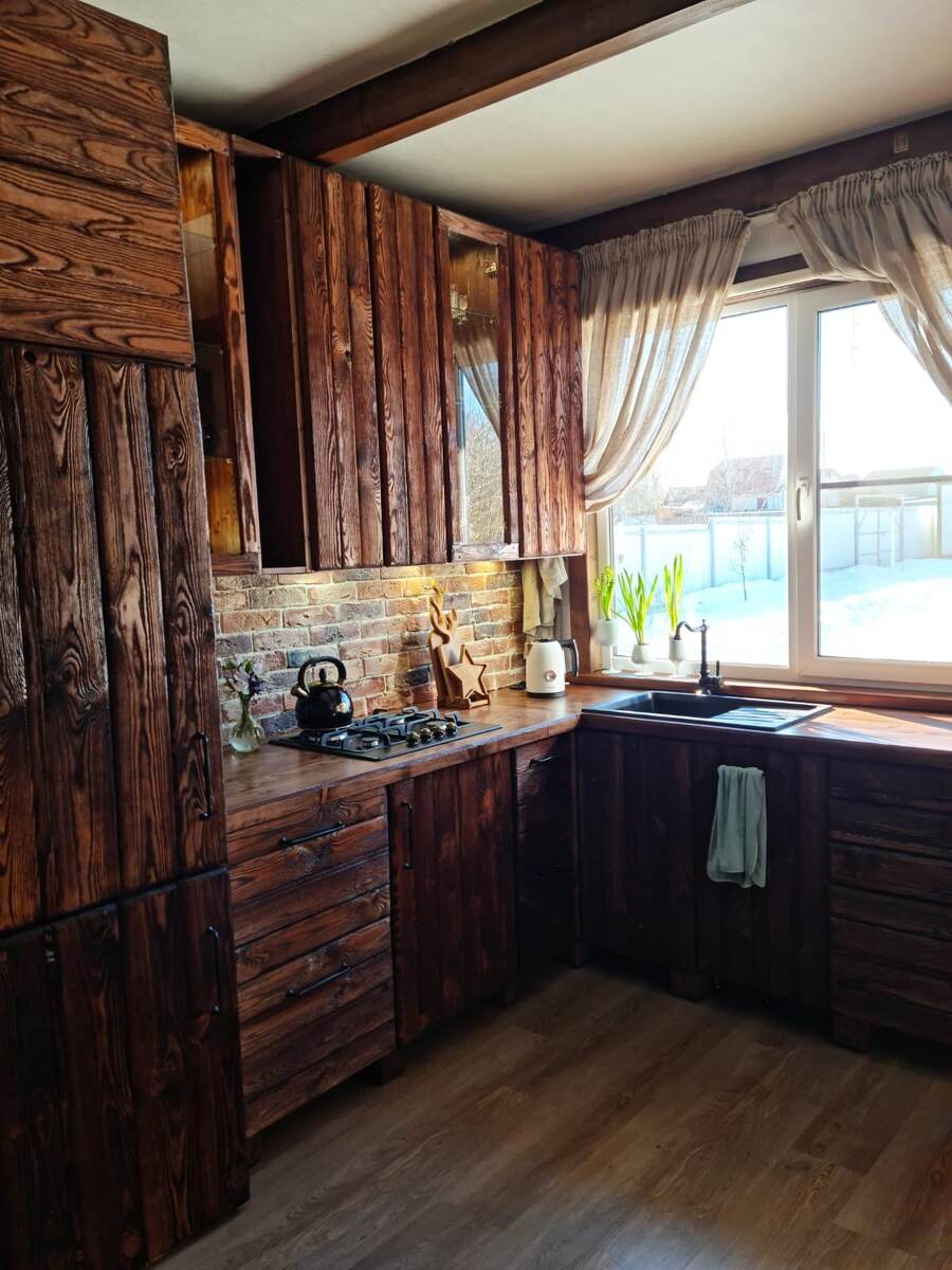 Окно БЕЗ переплетов было у нас на финальном этапе строительства кухни