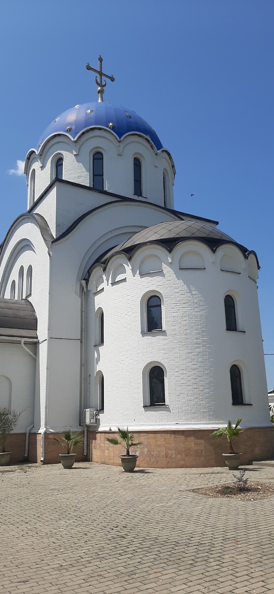 Вход в монастырь. Все фото в статье сделаны автором 