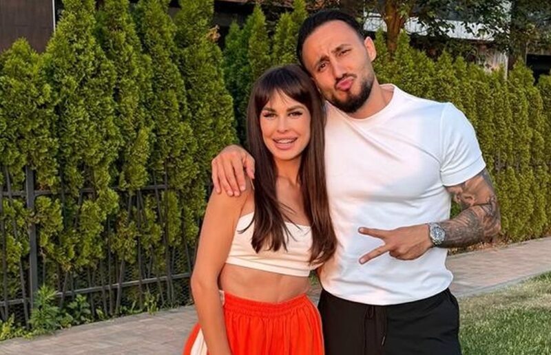 Арай Чобанян с Ириной Пинчук. Фото: Социальные сети Арая. Фотография взята из открытых источников.  📷
