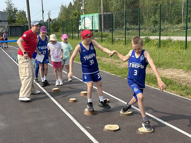 ГТО стартует в лето! В Твери для школьников прошел спортивный праздник
