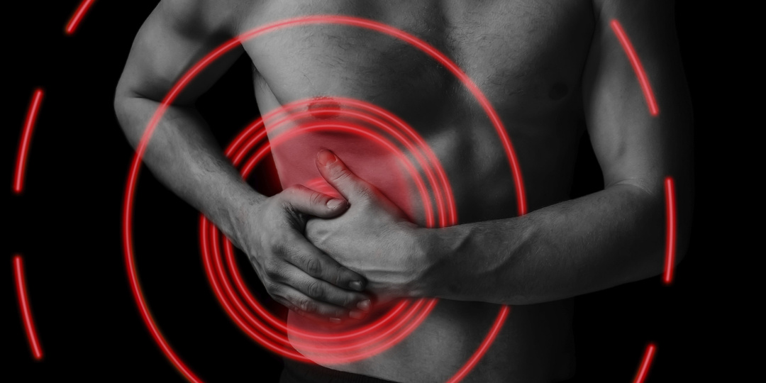 Постоянная тяжесть в правом боку: что это может значить