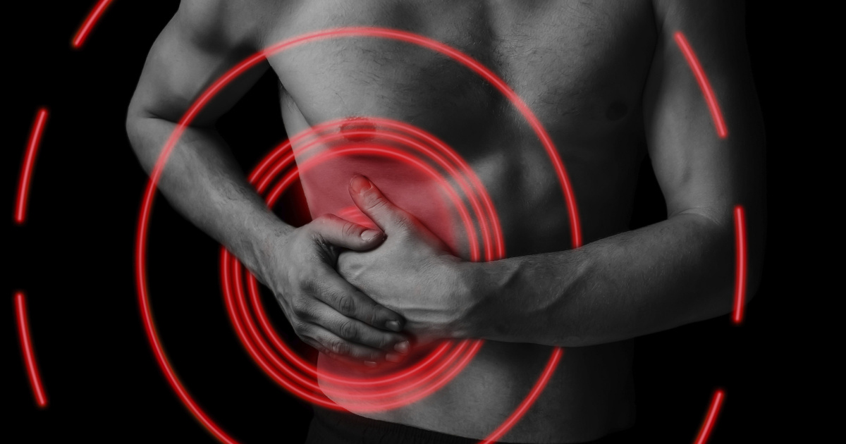 Постоянная тяжесть в правом боку: что это может значить