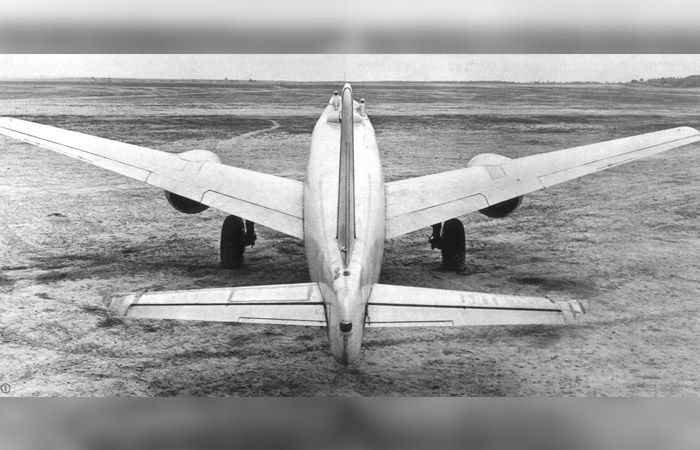 Экспериментальный самолёт EF-140./ Фото: авиару.рф