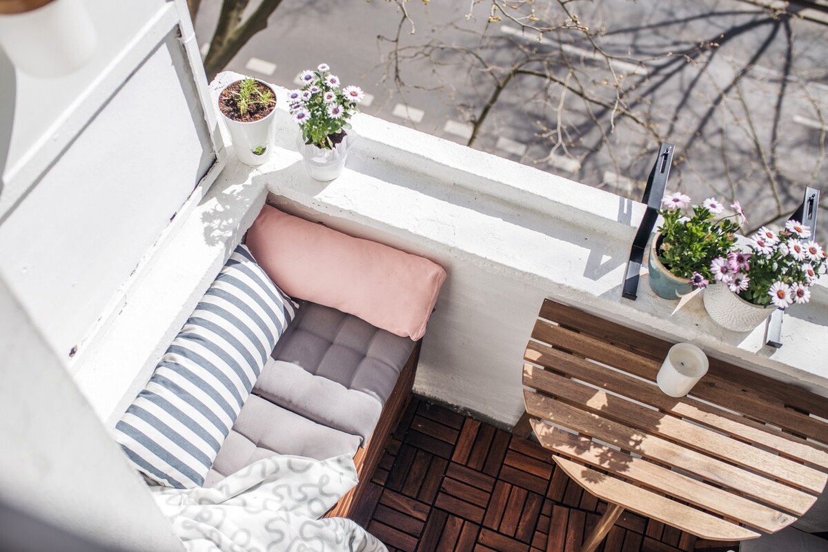 Оазис уюта на обычной московской лоджии — идеи, которые работают