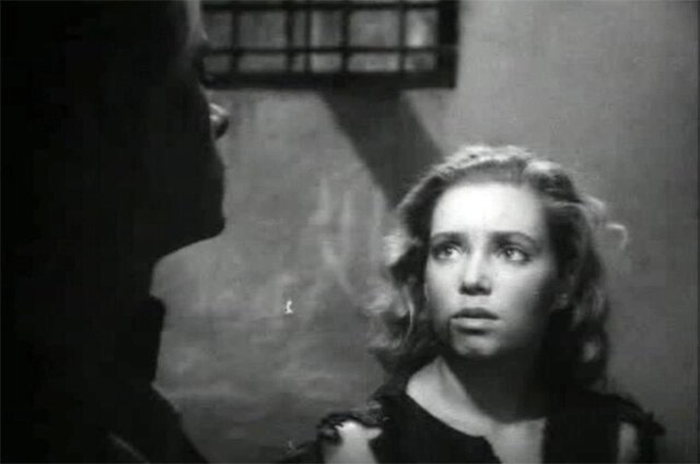    Маргарита Жарова в фильме «Молодая гвардия» (1948). Кадр из фильма