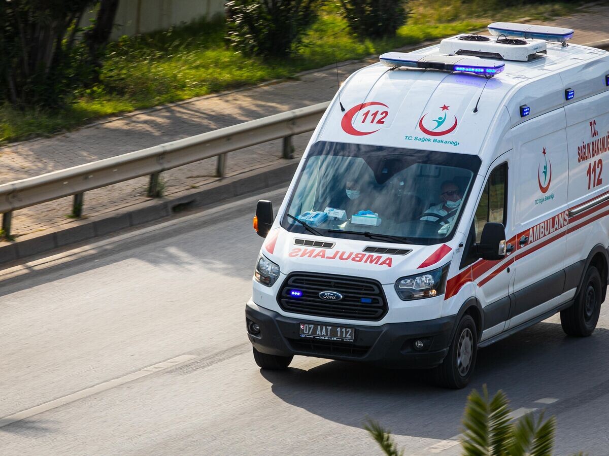    Автомобиль скорой помощи в Турции© Depositphotos.com / everyonensk