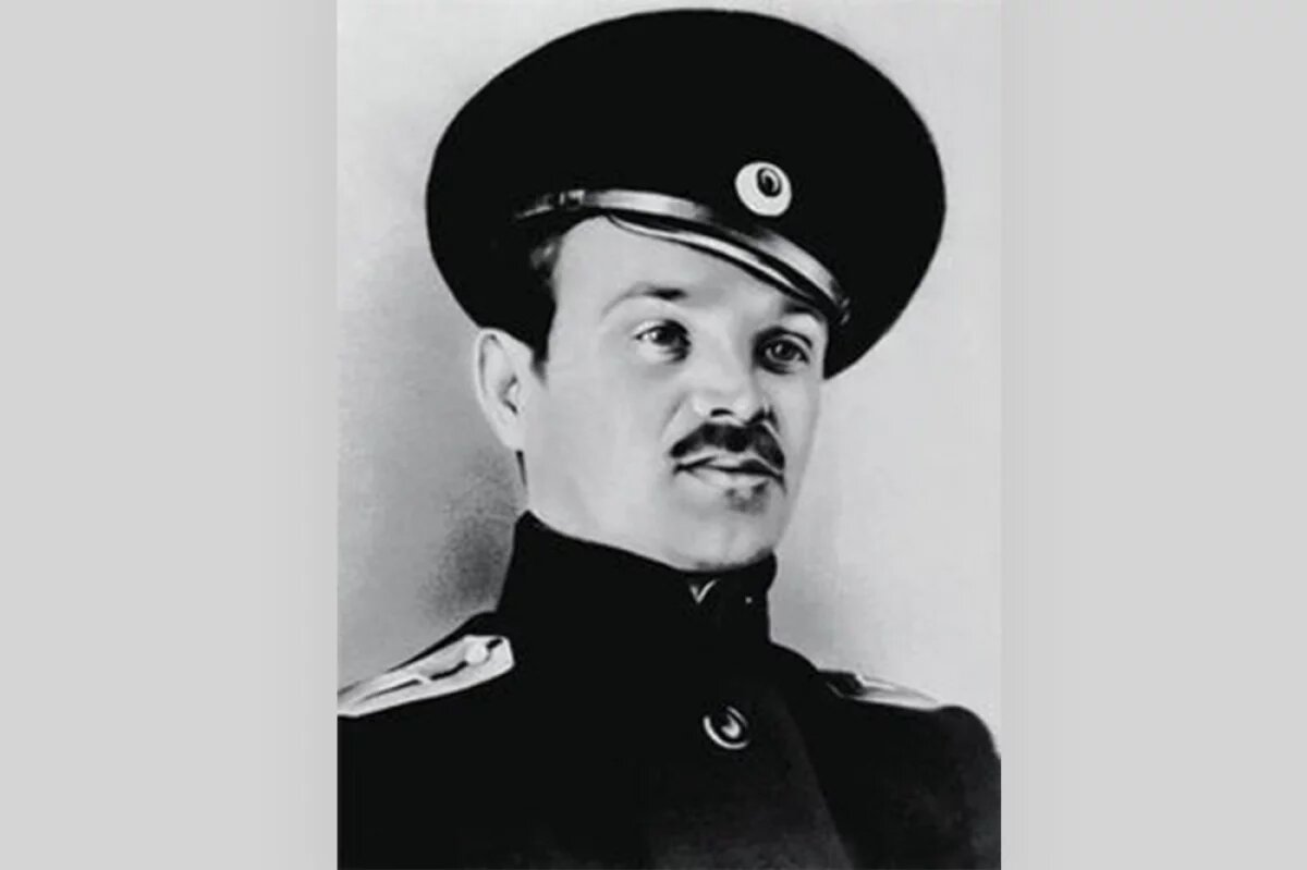    Василий Агапкин.