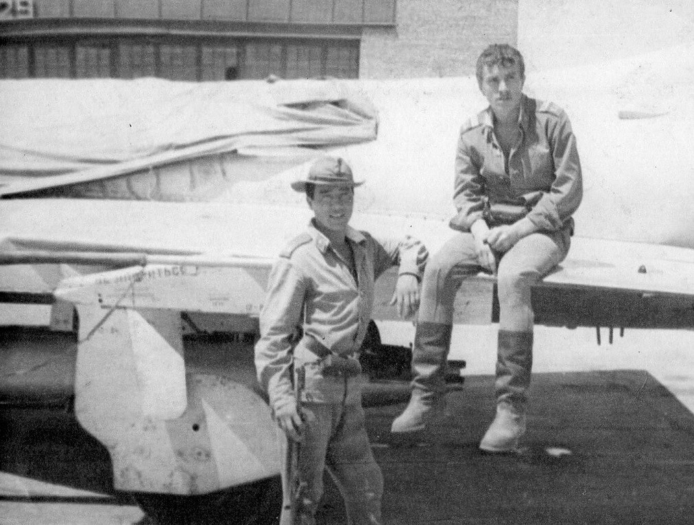 Караул! Часовые на местах...