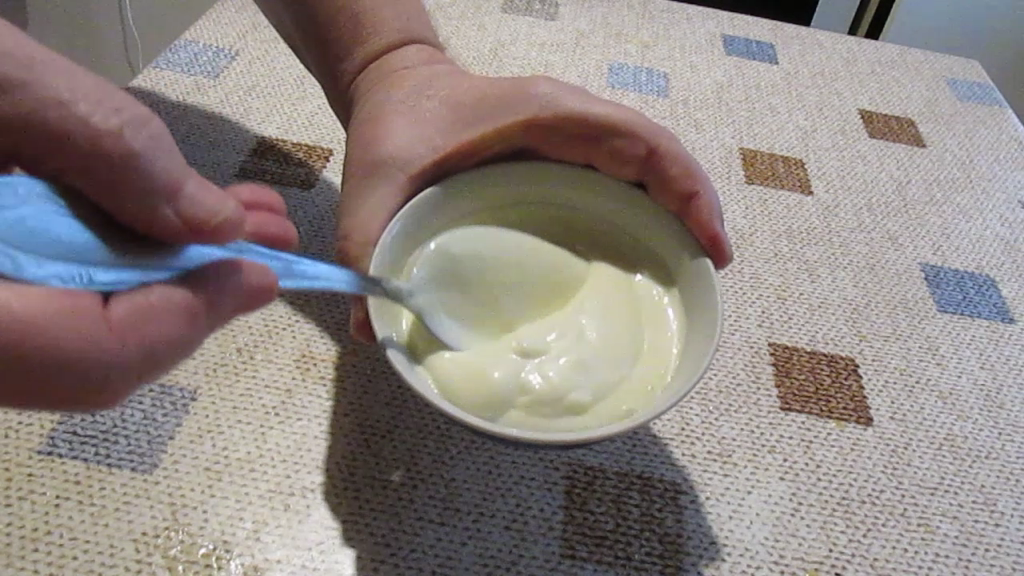 Готовый иайонез.